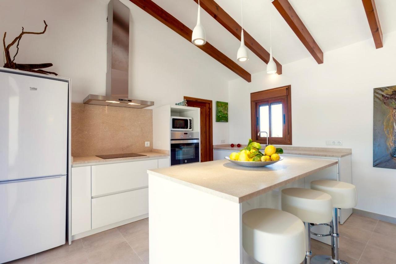 Villa Molinas By Sealand Villas โปเญนซา ภายนอก รูปภาพ